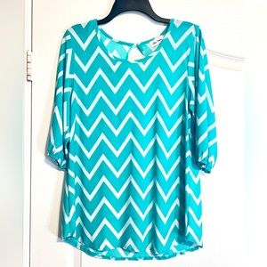 Star Vixen Chevron Teal & White 3/4 Sleeve Blouse